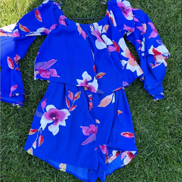 Pink lilly Romper Size Medium no rips or stains - Picture 3 of 3